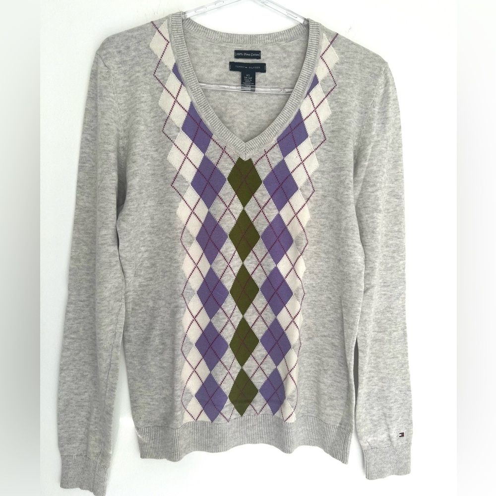 Tommy Hilfiger Women’s Pima cotton V neck sweater size XS